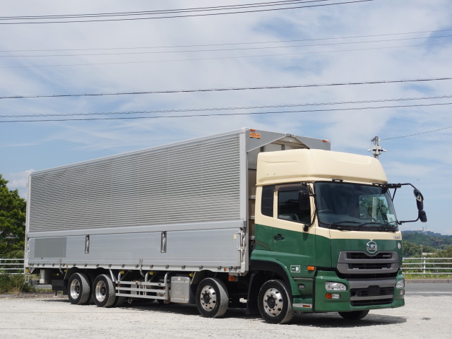 UDトラックス（日産） クオン 大型 アルミウィング QKG-CG5ZA(90732) 20枚目