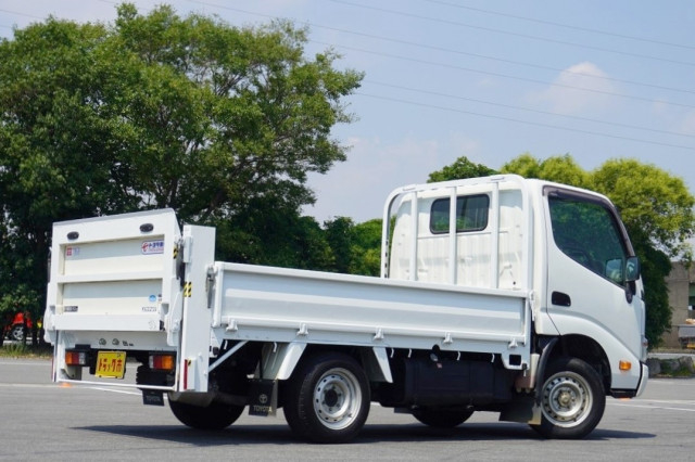 トヨタ ダイナ 小型 平ボディ QDF-KDY221(90734) 2枚目