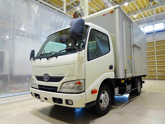 トヨタ トヨエース 小型 アルミバン TKG-XZC645(90738) 1枚目