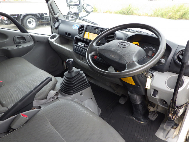 日野 デュトロ 小型 土砂ダンプ TKG-XZC610T(90739) 6枚目