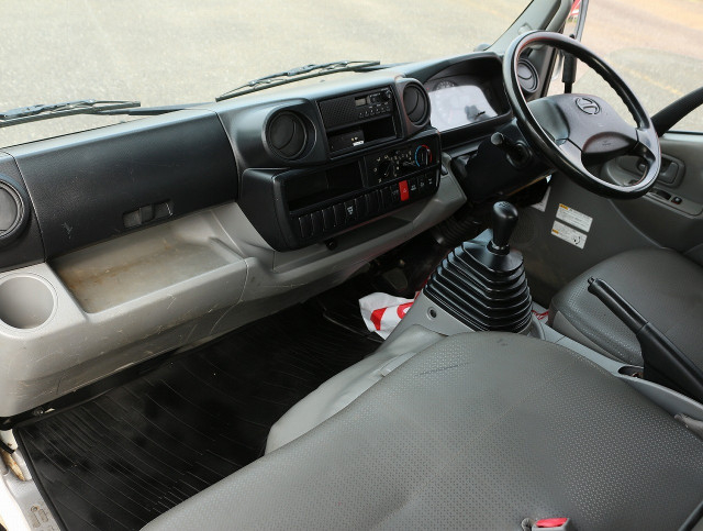日野 デュトロ 小型 土砂ダンプ TKG-XZU675T(90740) 33枚目