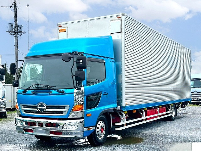 日野 レンジャー 中型 バン TKG-FD7JUAG(112003) 1枚目
