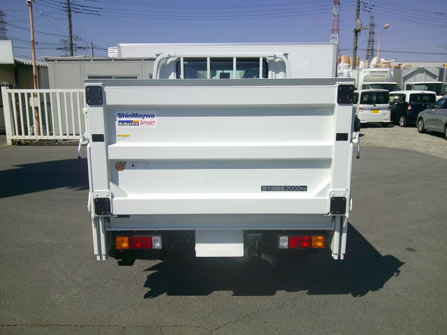 三菱ふそう キャンター 小型 Wキャブ 2RG-FBA20(102595) 6枚目