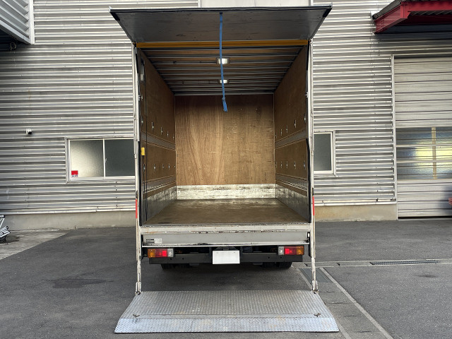 Toyota dyna Small Aluminium box body TPG-XZU712(90847) 2枚目