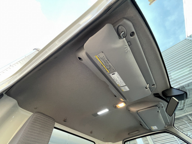 Toyota dyna Small Aluminium box body TPG-XZU712(90847) 18枚目