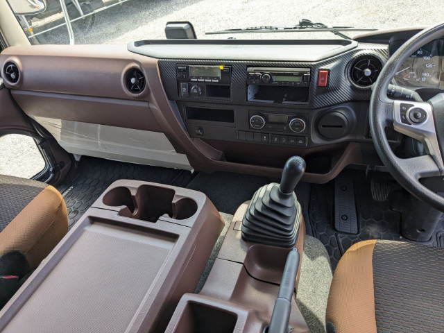 日野 レンジャー 中型 冷凍冷蔵バン 2KG-FD2ABG(90868) 39枚目