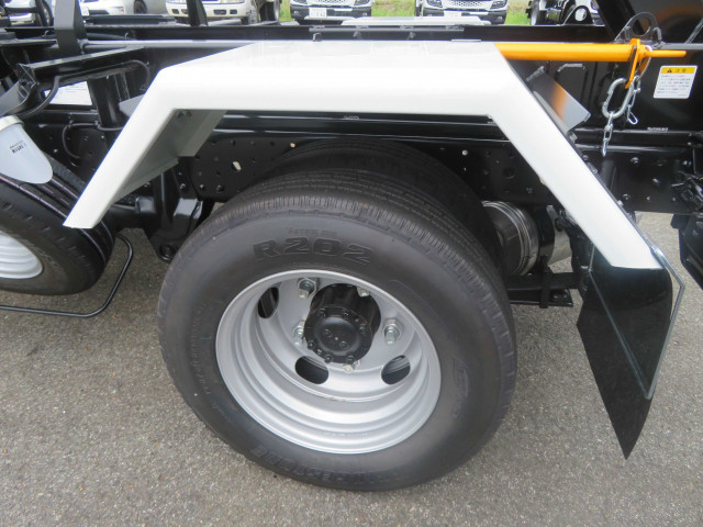 三菱ふそう キャンター 小型 コンテナ専用車 2RG-FBA20(90874) 19枚目