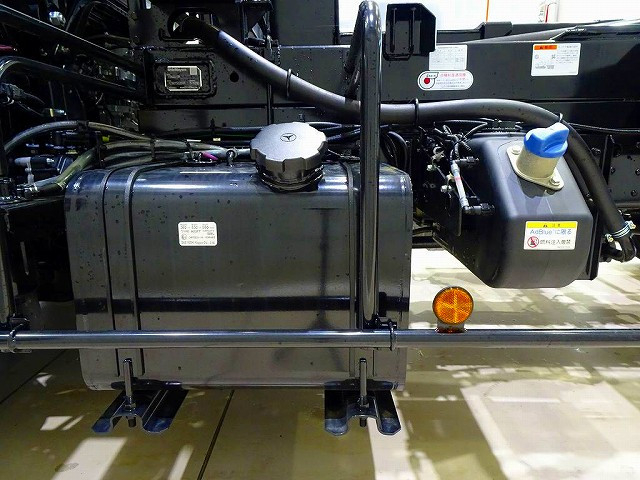 Mitsubishi Fuso fighter Middle Arm roll trucks  2KG-FK72F(90887) 38枚目