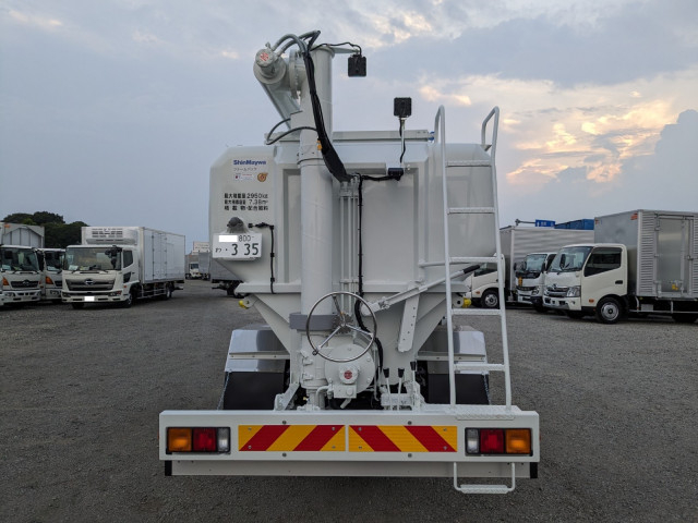 三菱ふそう ファイター 中型 バルク車 2KG-FK62F(90889) 6枚目