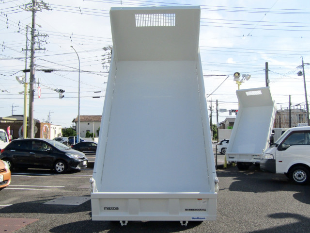 マツダ タイタン 小型 土砂ダンプ 2RG-LKR88AT(90890) 12枚目