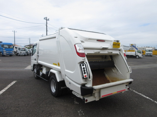 三菱ふそう キャンター 小型 塵芥車（プレス式） 2RG-FEAV0(90892) 8枚目