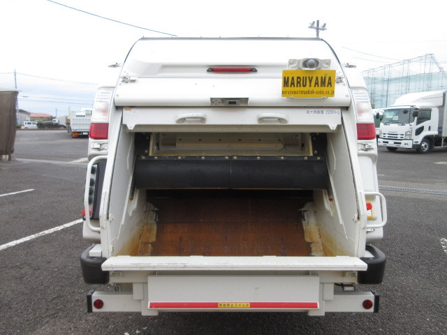 三菱ふそう キャンター 小型 塵芥車（プレス式） 2RG-FEAV0(90892) 9枚目