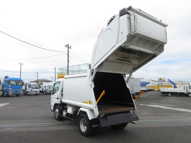 三菱ふそう キャンター 小型 塵芥車（プレス式） 2RG-FEAV0(90892) 11枚目