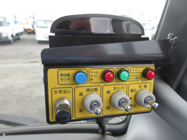 三菱ふそう キャンター 小型 塵芥車（プレス式） 2RG-FEAV0(90892) 25枚目