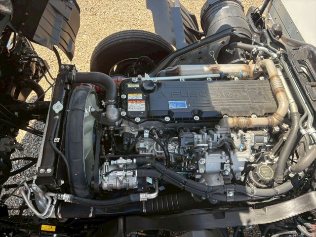 三菱ふそう ファイター 中型 冷凍冷蔵バン 2KG-FK65F(90896) 18枚目