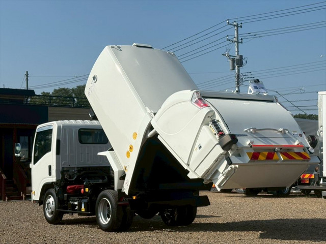 いすゞ エルフ 小型 塵芥車（プレス式） 2RG-NMR88M(90898) 12枚目