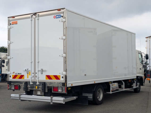 日野 レンジャー 中型 冷凍冷蔵バン 2KG-FD2ABG(90900) 4枚目