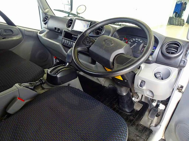 日野 デュトロ 小型 平ボディ 2RG-XZC605M(90901) 5枚目