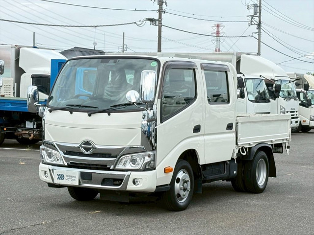 日野 デュトロ 小型 Wキャブ 2RG-XZU605M(90902) 1枚目