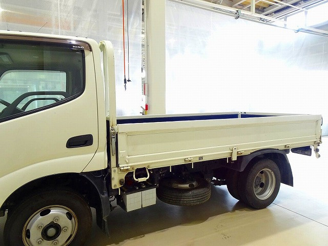 日野 デュトロ 小型 平ボディ 2RG-XZC605M(90901) 24枚目