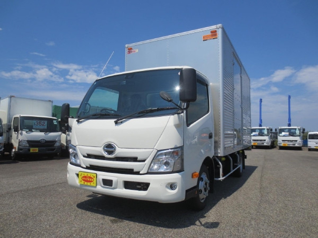 日野 デュトロ 小型 アルミバン 2KG-XZU712M(90904) 1枚目