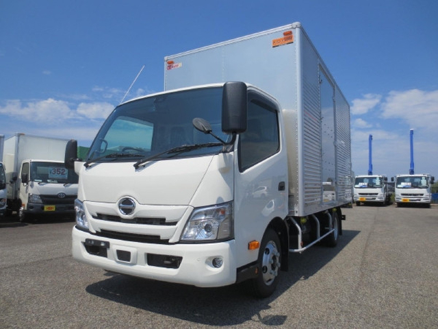 日野 デュトロ 小型 アルミバン 2KG-XZU712M(90904) 3枚目