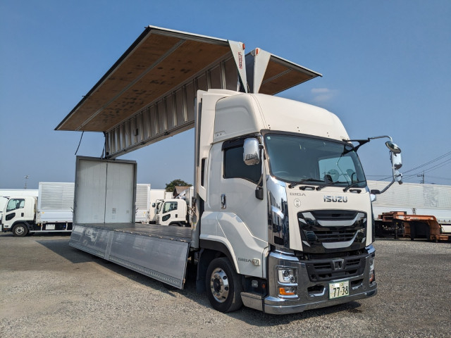 いすゞ ギガ 大型 アルミウィング 2PG-CYJ77C(90911) 35枚目