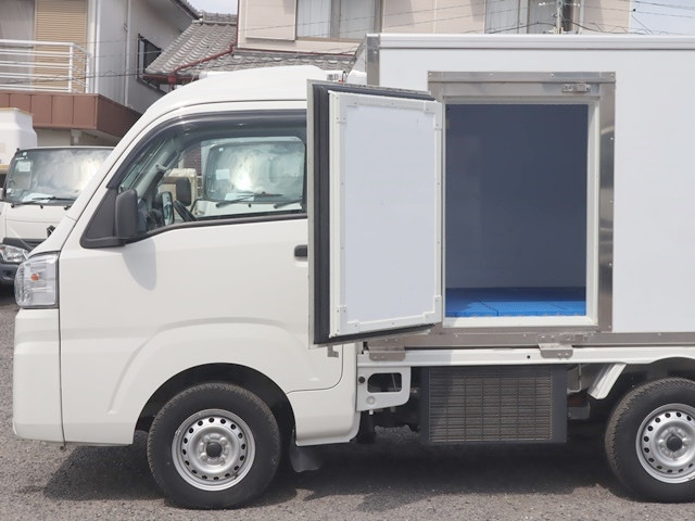 ダイハツ ハイゼット 軽 冷凍冷蔵バン 3BD-S510P(90913) 10枚目