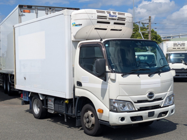 日野 デュトロ 小型 冷凍冷蔵バン 2RG-XZC605M(90917) 3枚目