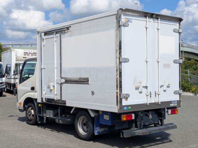 日野 デュトロ 小型 冷凍冷蔵バン 2RG-XZC605M(90917) 5枚目
