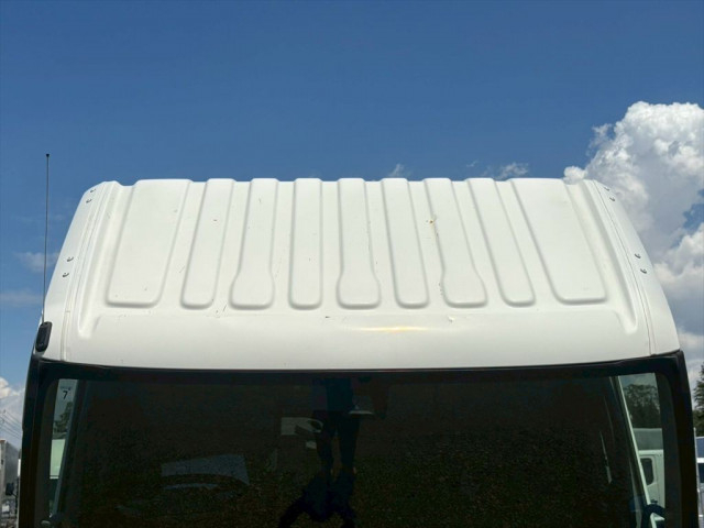日野 デュトロ 小型 冷凍冷蔵バン 2KG-XZU712M(90924) 20枚目