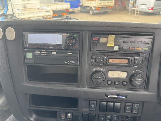 いすゞ ギガ 大型 平ボディ 2PG-CYJ77C(90928) 24枚目