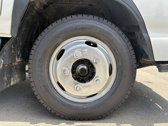 いすゞ エルフ 小型 Wキャブ TPG-NJR85A(90929) 33枚目