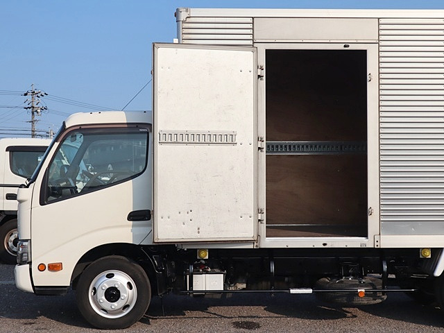 トヨタ ダイナ 小型 アルミバン TPG-XZU655(90950) 10枚目