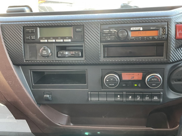日野 レンジャー 中型 冷凍冷蔵バン 2KG-FD2ABG(90963) 39枚目