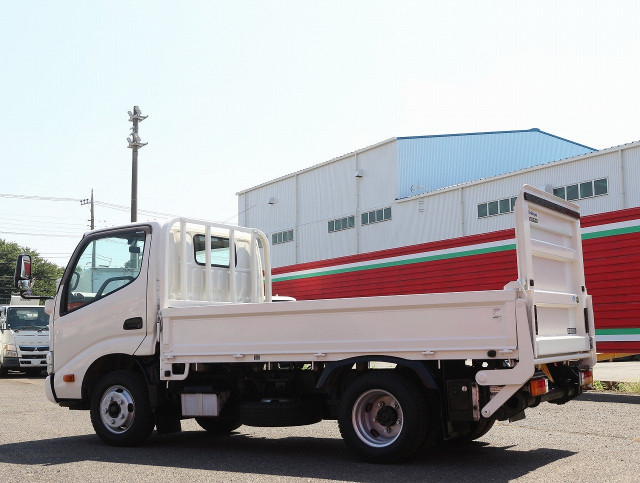 日野 デュトロ 小型 平ボディ TPG-XZC605M(90964) 7枚目