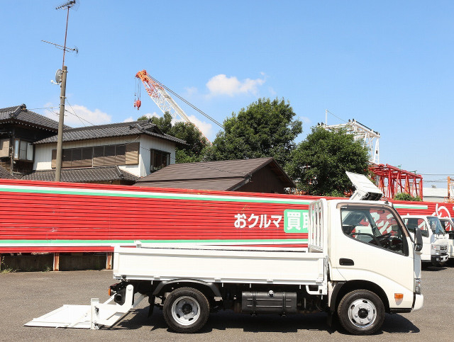 日野 デュトロ 小型 平ボディ TPG-XZC605M(90964) 17枚目