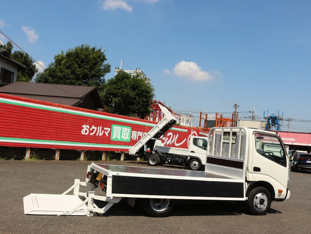 日野 デュトロ 小型 平ボディ TPG-XZC605M(90964) 22枚目