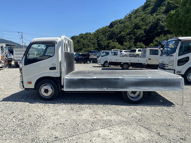 日野 デュトロ 小型 平ボディ TKG-XZU645M(90966) 11枚目