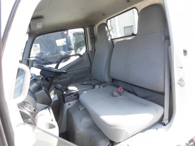 トヨタ トヨエース 小型 平ボディ TPG-XZU600(90972) 28枚目