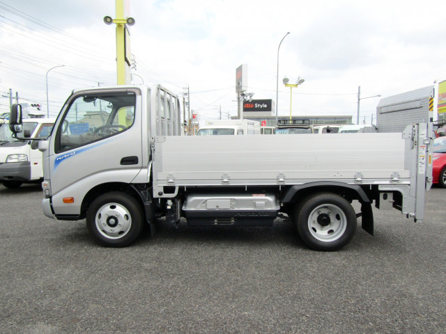 トヨタ トヨエース 小型 平ボディ TSG-XKU605(90975) 3枚目