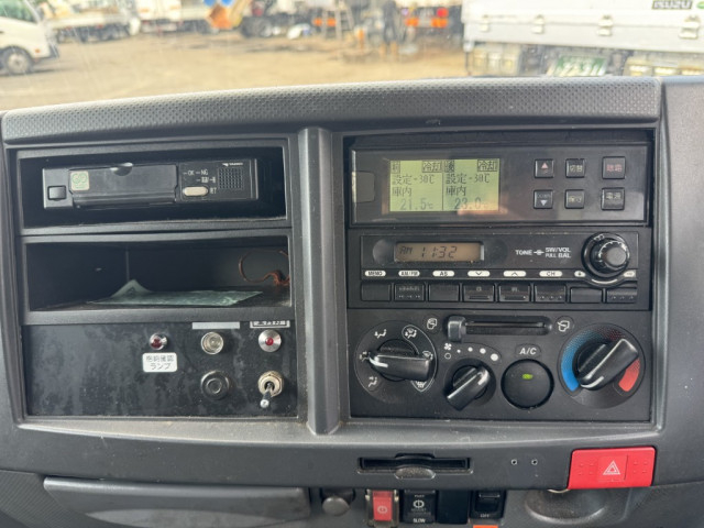 いすゞ エルフ 小型 冷凍冷蔵バン TPG-NPR85AN(90973) 32枚目