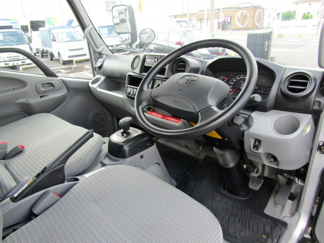 トヨタ トヨエース 小型 平ボディ TSG-XKU605(90975) 20枚目