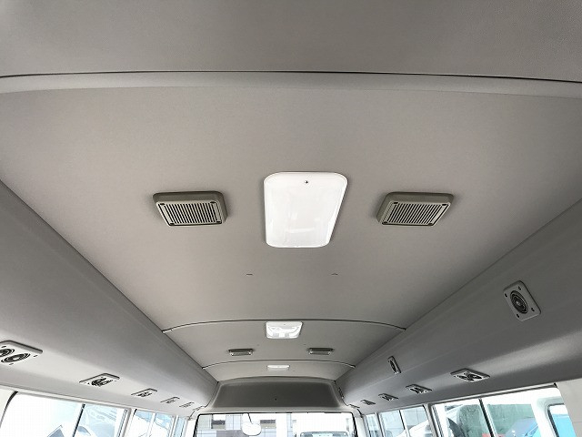 トヨタ コースター 小型 バス SKG-XZB50(90998) 32枚目
