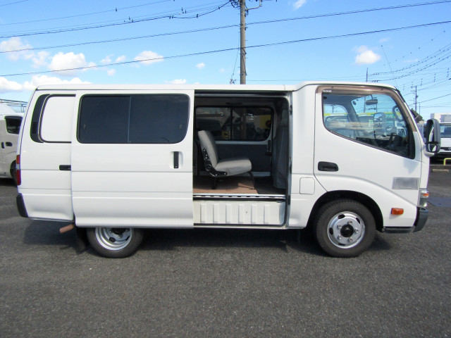 日野 デュトロ 小型 アルミバン TKG-XZC605Y(91003) 6枚目