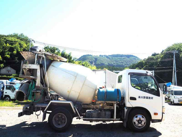 日野 デュトロ 小型 ミキサー車 TKG-XZU600E(91006) 6枚目