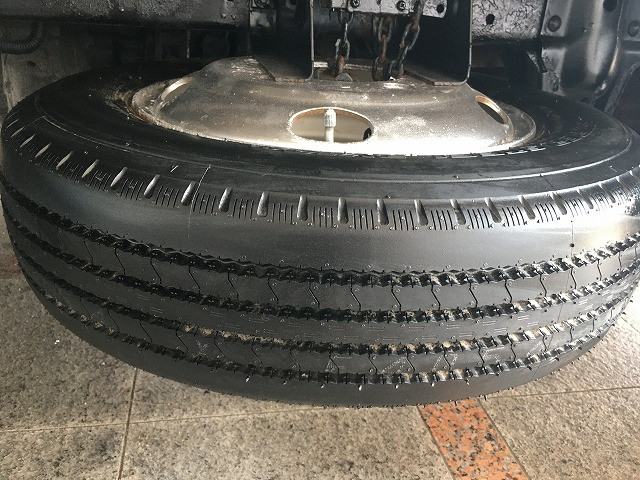 いすゞ エルフ 小型 平ボディ TPG-NJS85A(91012) 29枚目