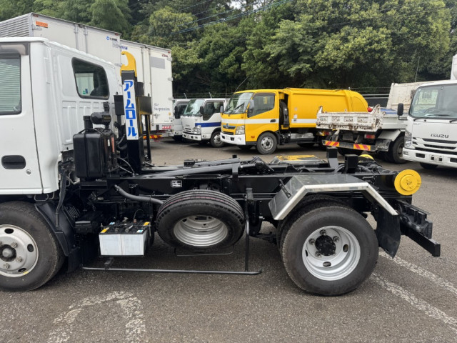いすゞ エルフ 小型 コンテナ専用車 TKG-NKR85AN(91021) 7枚目
