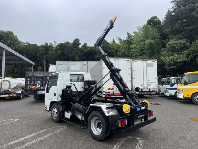 いすゞ エルフ 小型 コンテナ専用車 TKG-NKR85AN(91021) 9枚目