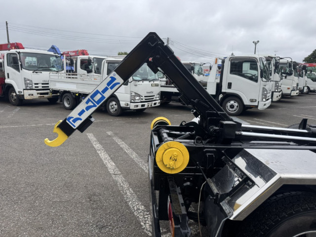 いすゞ エルフ 小型 コンテナ専用車 TKG-NKR85AN(91021) 12枚目